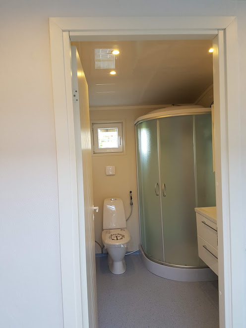 Talovaunu kylpyhuone, bathroom mobile homes