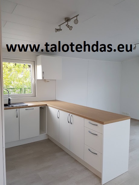 Mobile-home-12x43-kitchen-keittiö-kök-villavagnar-villavagn-mobileheime-talovaunu-parakki-työmaakoppi-toimisto-huvila-mökki-20180627_214119-talovaunut.